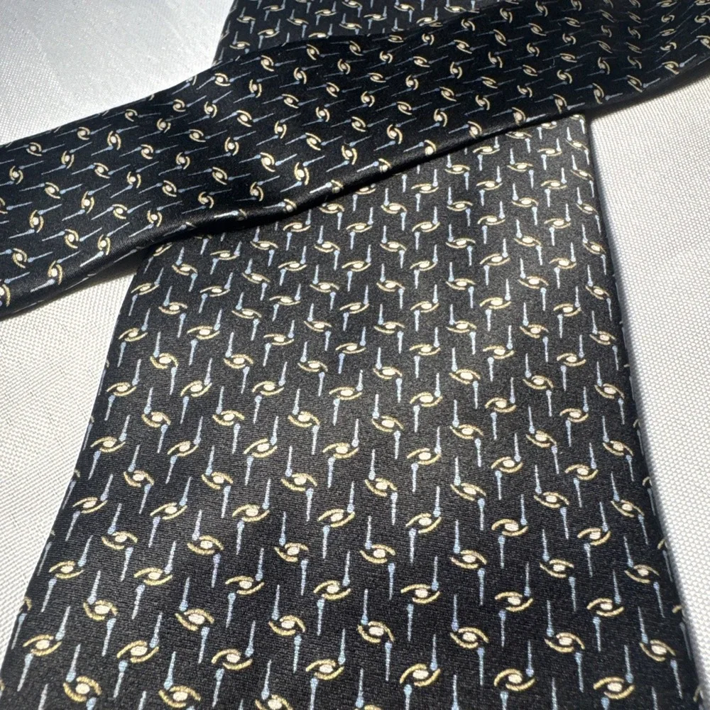 Brioni Luxury Men's Tie 100% Silk Made In Italy 59